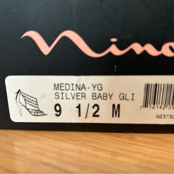 Nina Medina silver heels - Picture 4 of 4